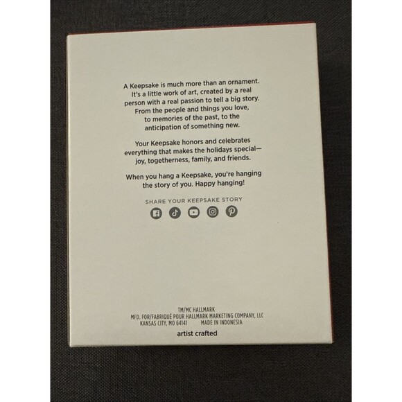 Mean Girls The Burn Book 2024 Hallmark Keepsake Christmas Ornament NEW! - Picture 2 of 5